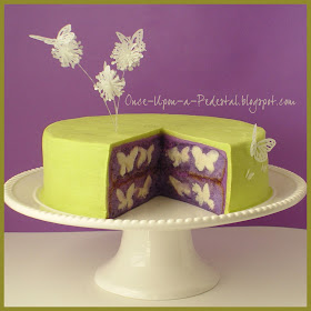 surprise-inside-cake-butterflies-free-tutorial-deborah-stauch