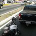 Acidente entre moto e caminhonete na Tomaz Landim causa grande congestionamento na zn
