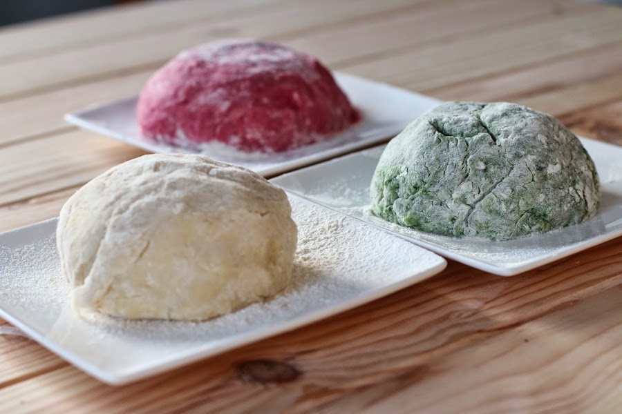 ñoquis,gnocchi,patata,potatoe,receta,casera,paso,recipe,homemade,step,espinacas,remolacha,parmesano,queso,cheese,deliciosa,facil,bonita,colorida,primavera,sorprender,italiana,italian,cooking,fotografia,fácil,easy,margarina,mantequilla,salsa,nata (crema de leche),butter,cream,ajo,garlic,cocina,allfredo