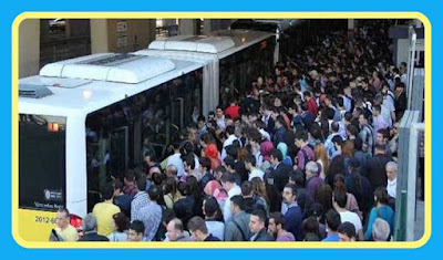 İstanbul'da metrobüs çilesi