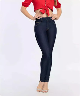 Moda jovem: Calça Jeans Skinny Feminina Biotipo Como o jeans possui diversos tipos de lavagens, pode existir uma pequena diferença entre a cor da peça e a cor da foto.