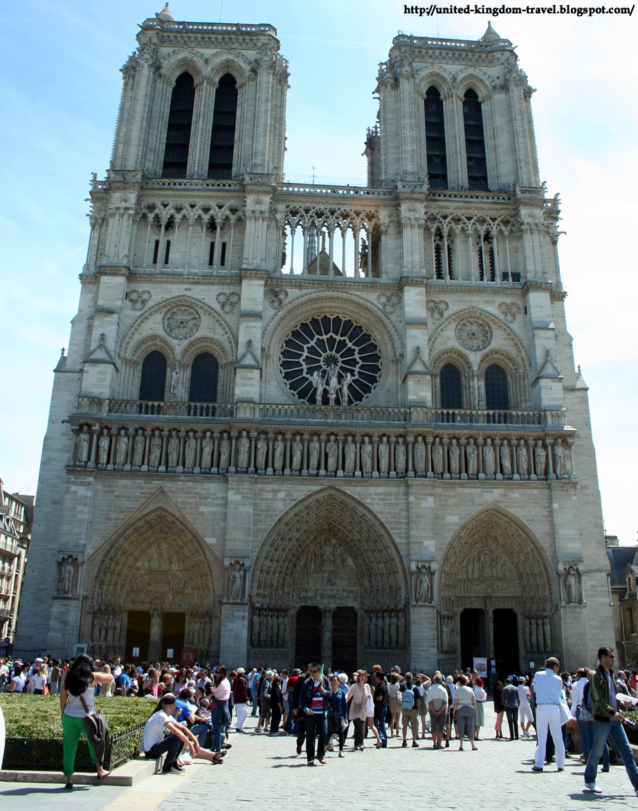 Cathédrale Notre-Dame de Paris (The Notre Dame Cathedral in Paris) - The  Globe Trotter