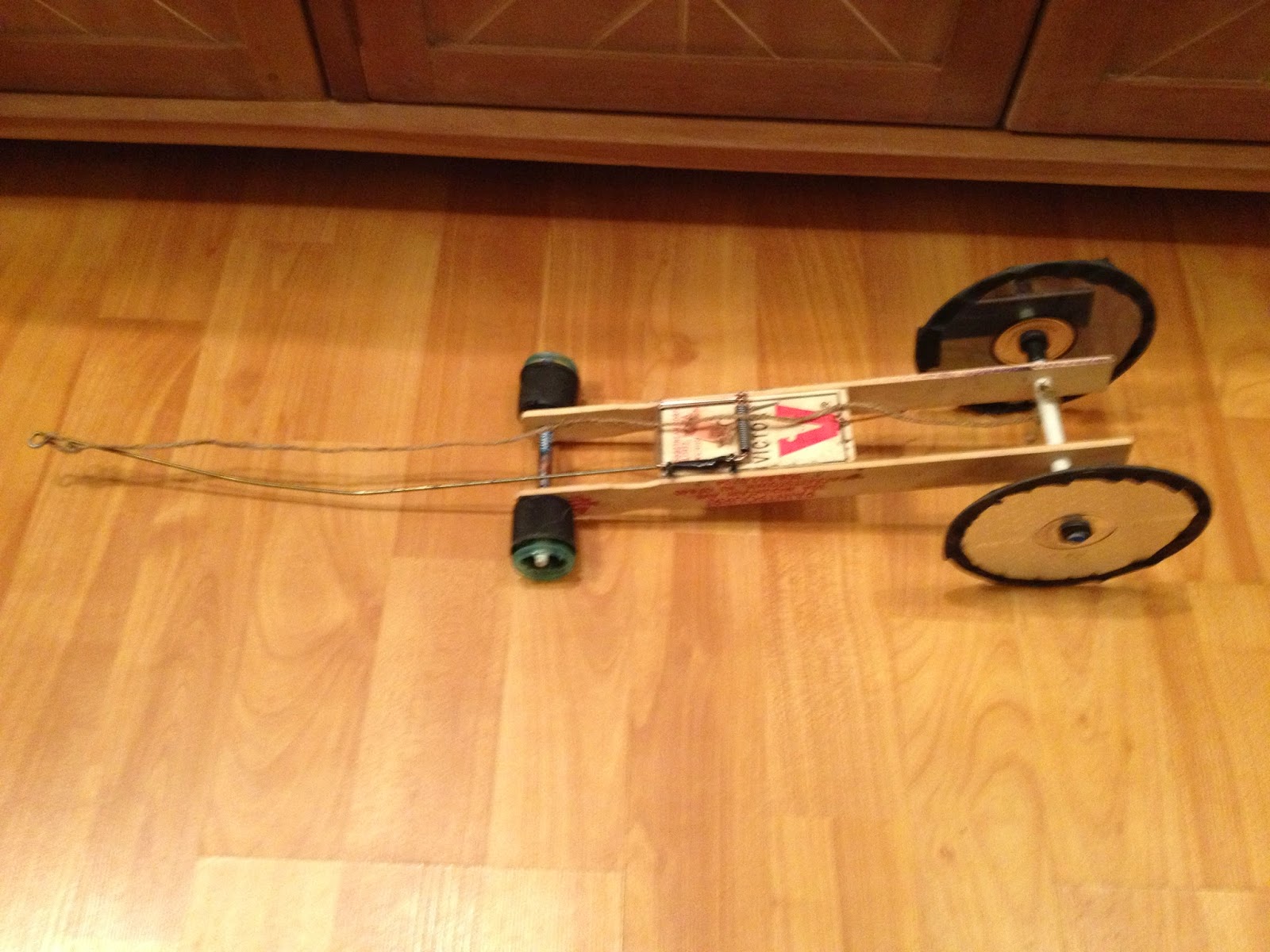 Helena's Physics Blog: Mouse Trap Car
