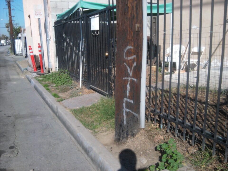 sureno 13 gangs graffiti Compton varrio tortilla flats 13 ( CVTF13 )