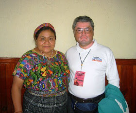 Con Rigoberta Menchú, Premio Nobel de la Paz