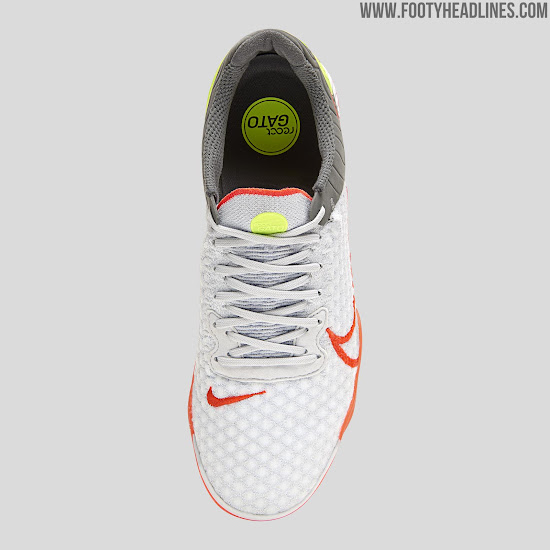 nike gato futsal shoes
