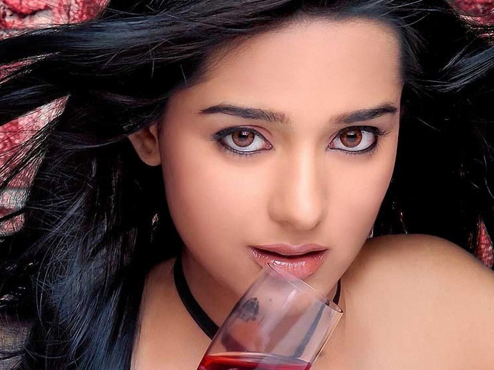 амрита рао. амрита рао. амрита аватар. амрита дарует. амрита рао актриса индии.