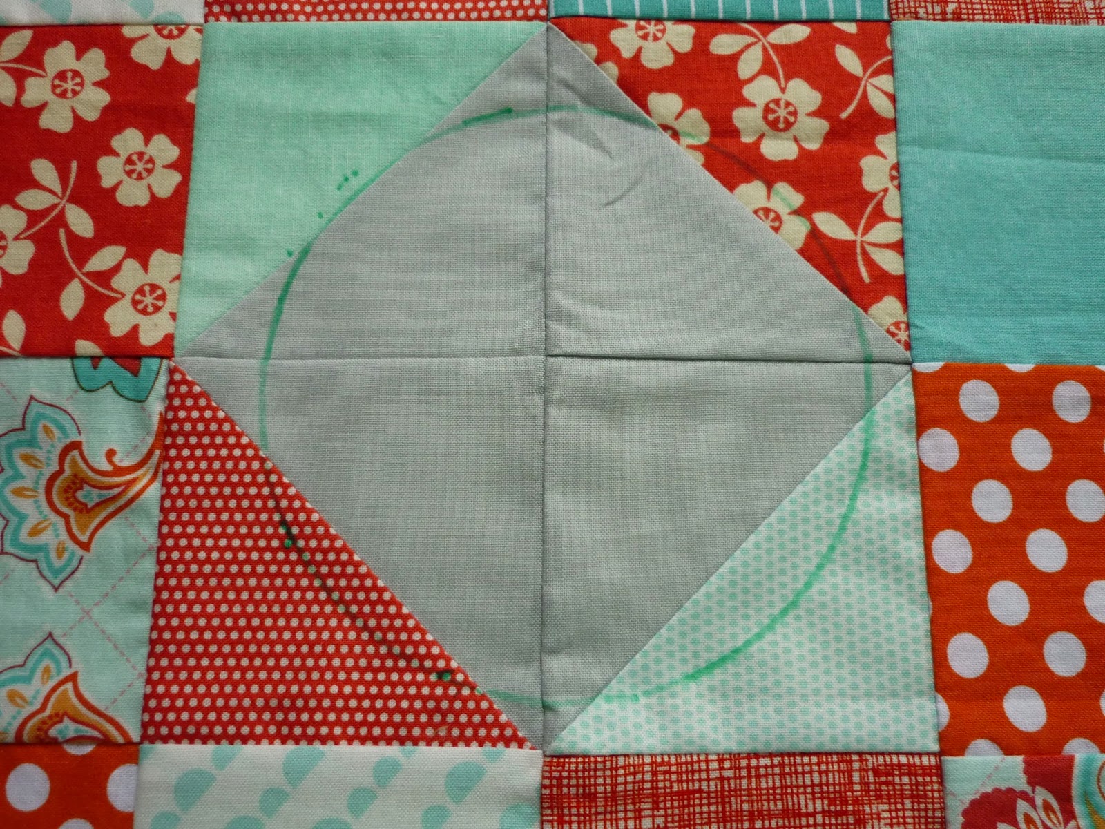 chezzetcook modern quilts Going in Circles A Tutorial on Quilting