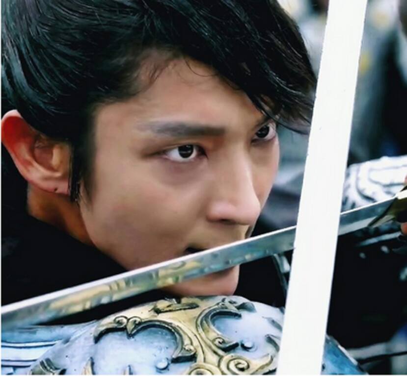 LEE JOON GI: The Hottest, Handsomest & Most Talented Global Actor