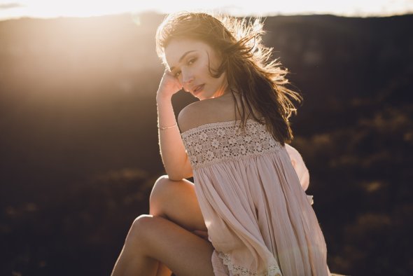A bela modelo Kristina Srzich em ensaio fotográfico nas montanhas de Julia Trotti Julia Trotti arte fotografia fashion mulheres modelos beleza montanhas kristina srzich