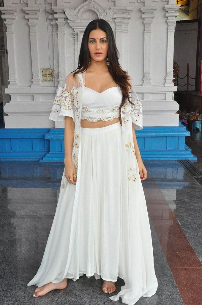 Glamorous Mumbai Girl Amyra Dastur Long Hair Photos In White Dress