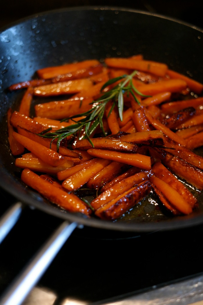 rosmariini porkkanat