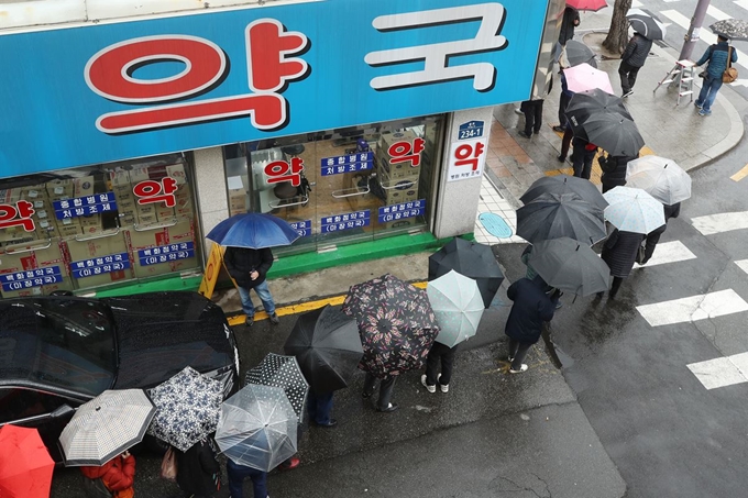 이미지에 대체텍스트 속성이 없습니다; 파일명은 %25EC%2597%25B0%25ED%2595%25A9%25EB%2589%25B4%25EC%258A%25A4.jpg 입니다.