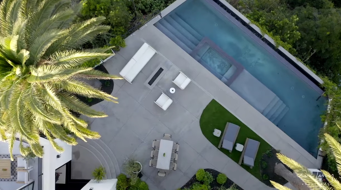 Tour 2230 Maravilla Drive, Los Angeles Luxury Home vs. 22 Interior Design Photos