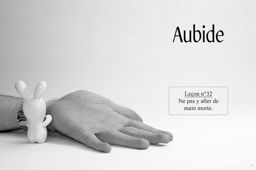 Comment Ca Se Dit En Francais Ne Pas Y Aller De Main Morte