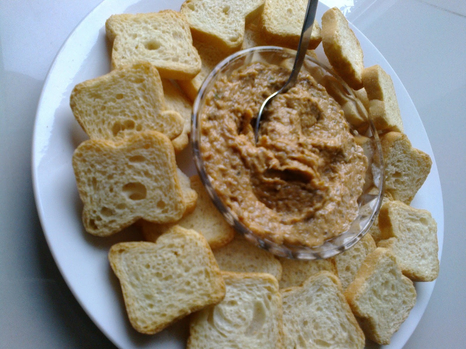Guloso qb: Paté de sardinha simples e super rápido