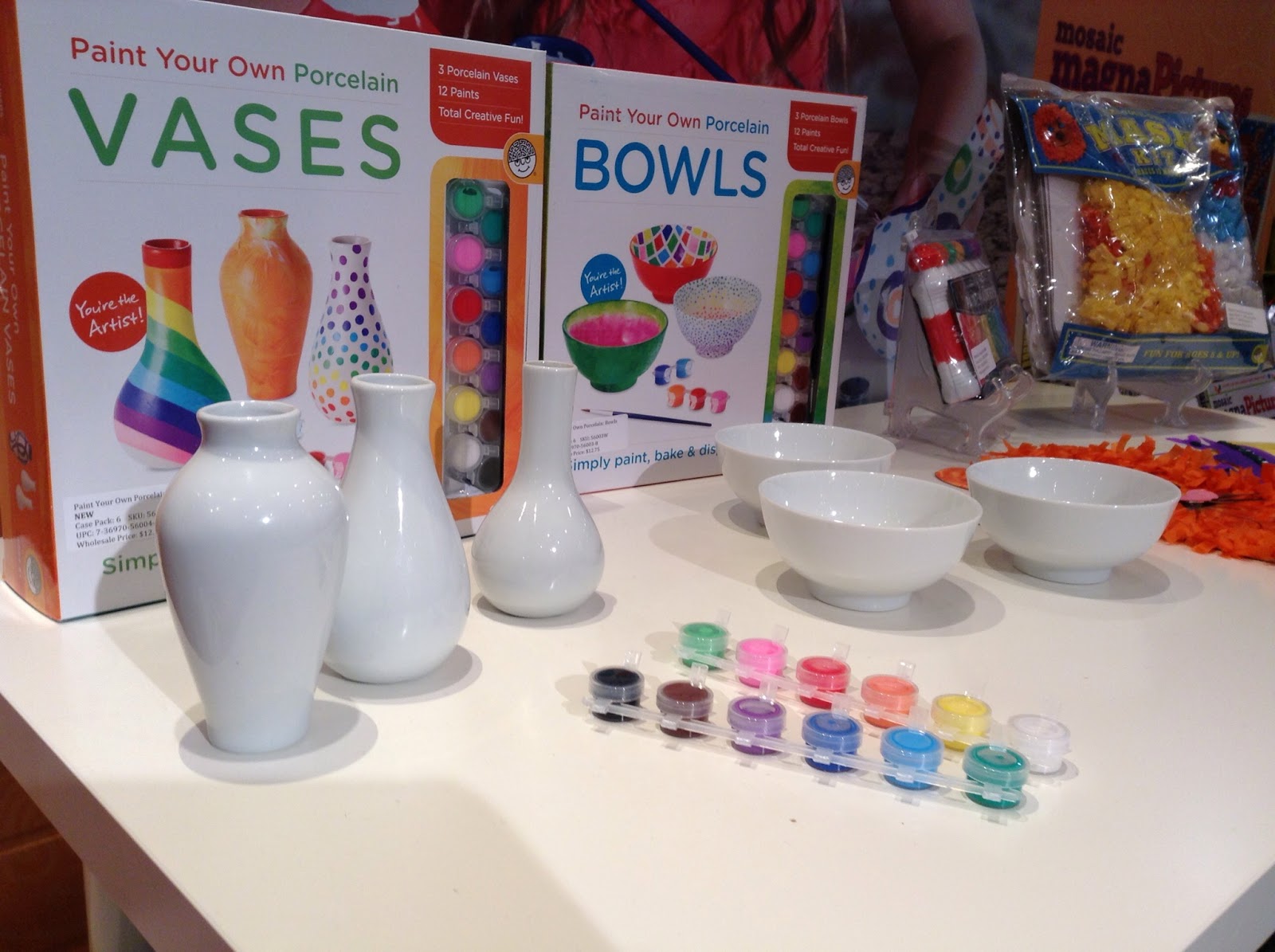 Mindware Paint Your Own Porcelain: Bowls Game