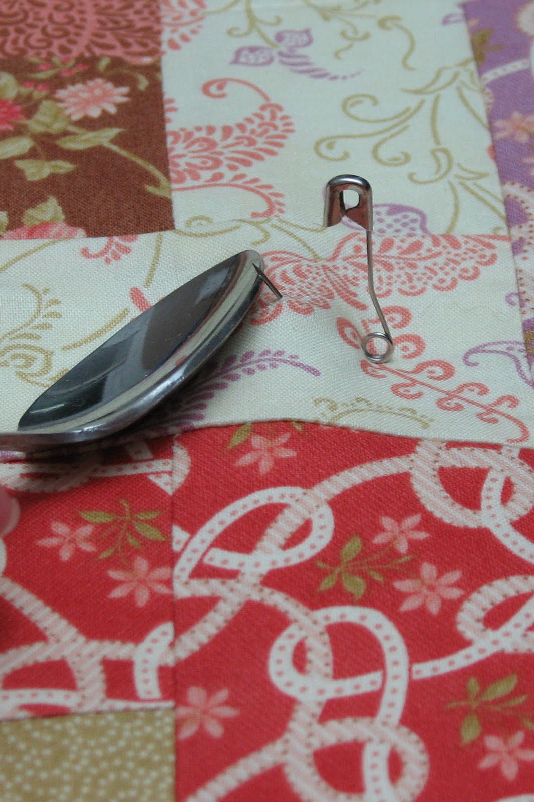 Quilt Girl Designs Tutorial How to Pin Baste a Quilt That Is Bigger Than Your Table