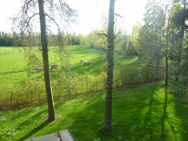 Sonnien laidun näkyy parvekkeelta