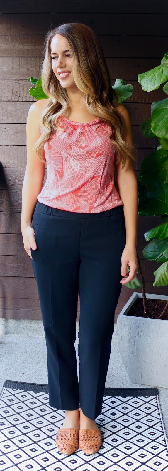 Jules in Flats - Abstract Tank with Aritzia Darontal Pants (Business Casual Summer Workwear on a Budget) 