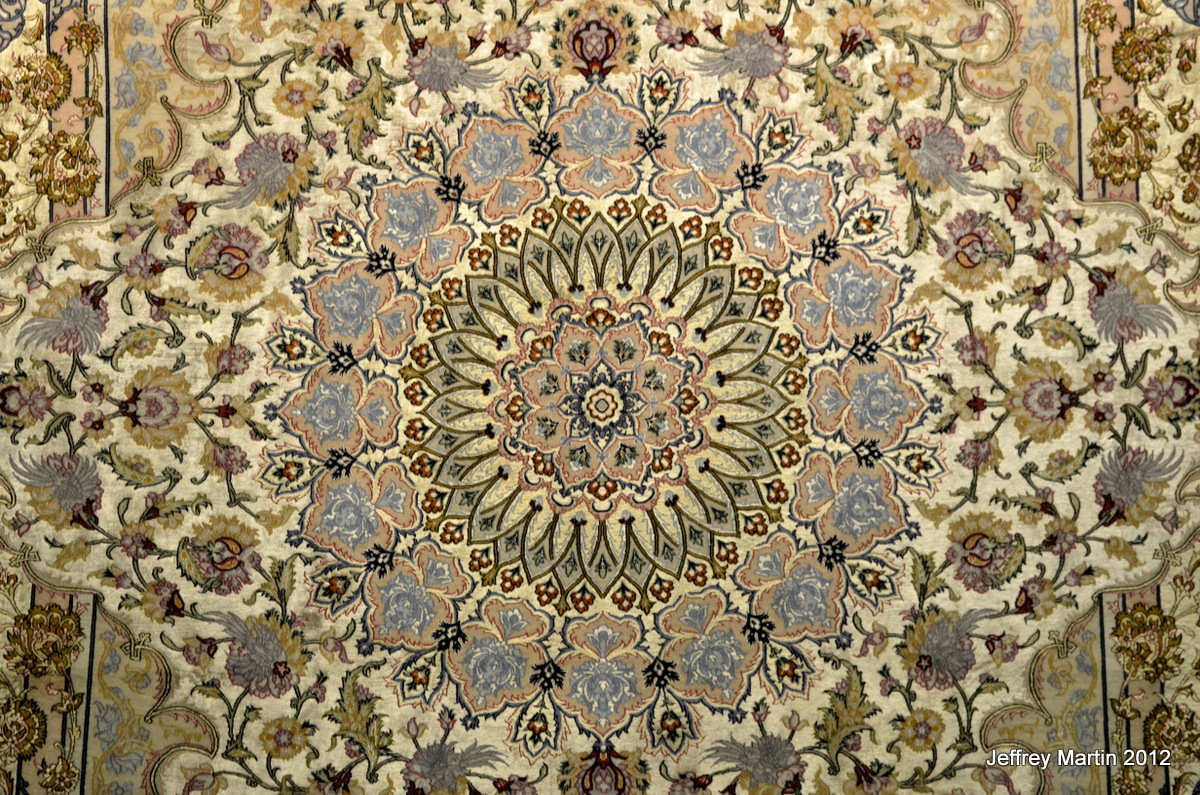 No Realities Dubai Carpet and Arts Oasis