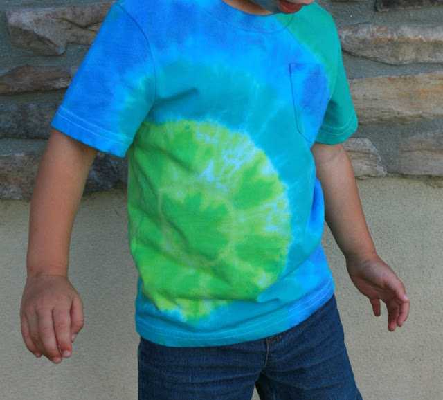 What says summer more than tie dye t-shirts?  See how easy it is and create some fun memories with your kids!