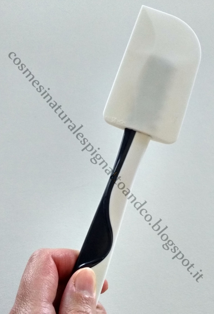 SPATOLA FLESSIBILE ANTIURTO AZZURRA GI.METAL 12 CM IN TECNOPOLIMERO - Foto 7