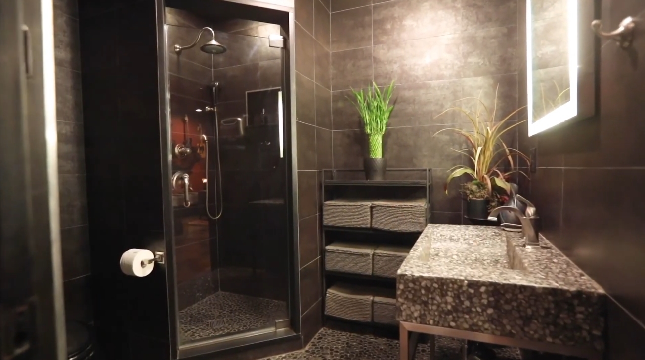 Interior Design Tour vs. Amazing Jersey City Home Loft Redone to the Highest Quality
