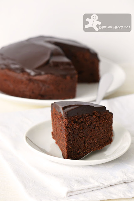 Donna Hay melt and mix gluten free chocolate cake