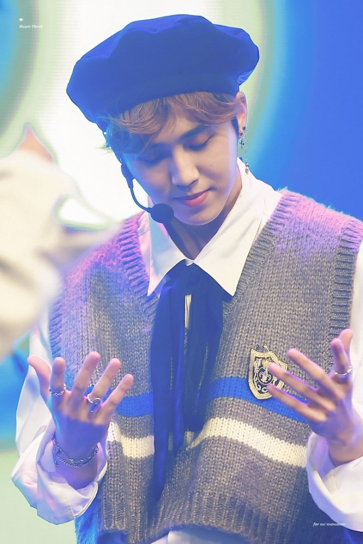 영또베라고 할정도로 베레모 많이쓰는 아이돌 | 인스티즈