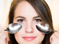 Cara Memanfaatkan Minyak Zaitun Untuk Mengatasi Kantung Mata