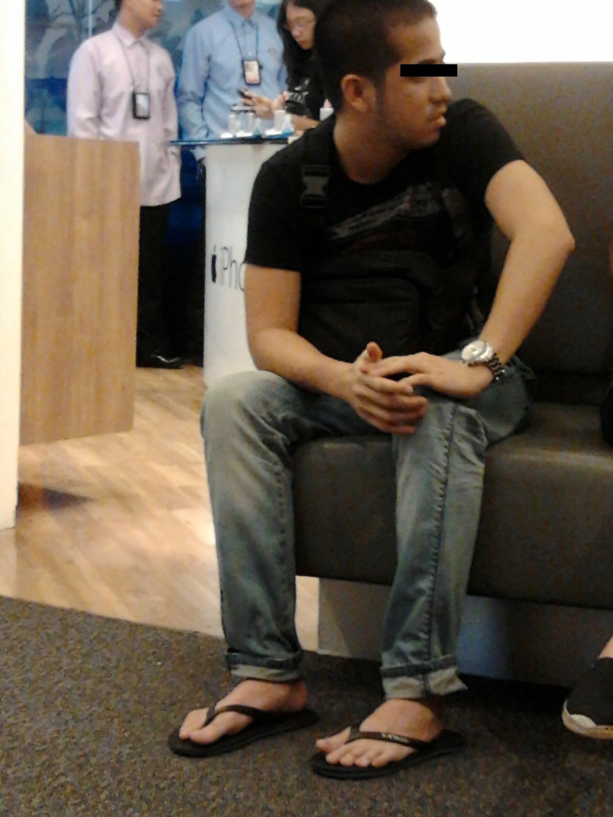 PINOY FOOT FETISH SHOP One Filipino Male Feet