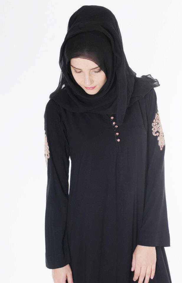 Traditional Abaya Collection # 4 ~ All What Veiled Woman need ÙÙ ÙØ§ ØªØ­ØªØ§Ø¬Ù Ø§ÙÙØ­Ø¬Ø¨Ø©