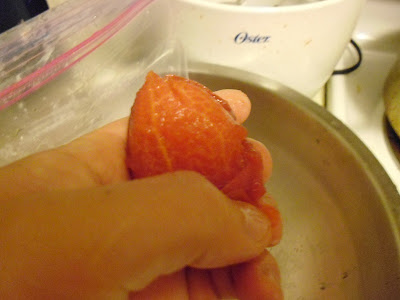 Peeling tomato skin
