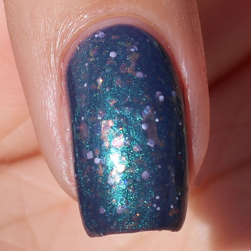 Emily de Molly Pure Chaos swatched by Olivia Jade Nails