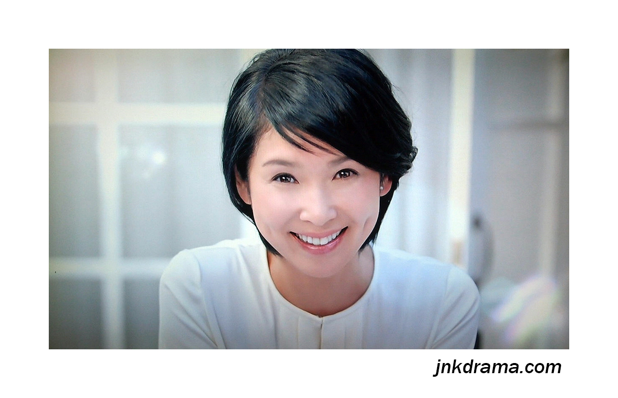 Watch Hitomi Kuroki video Watch Hitomi Kuroki video