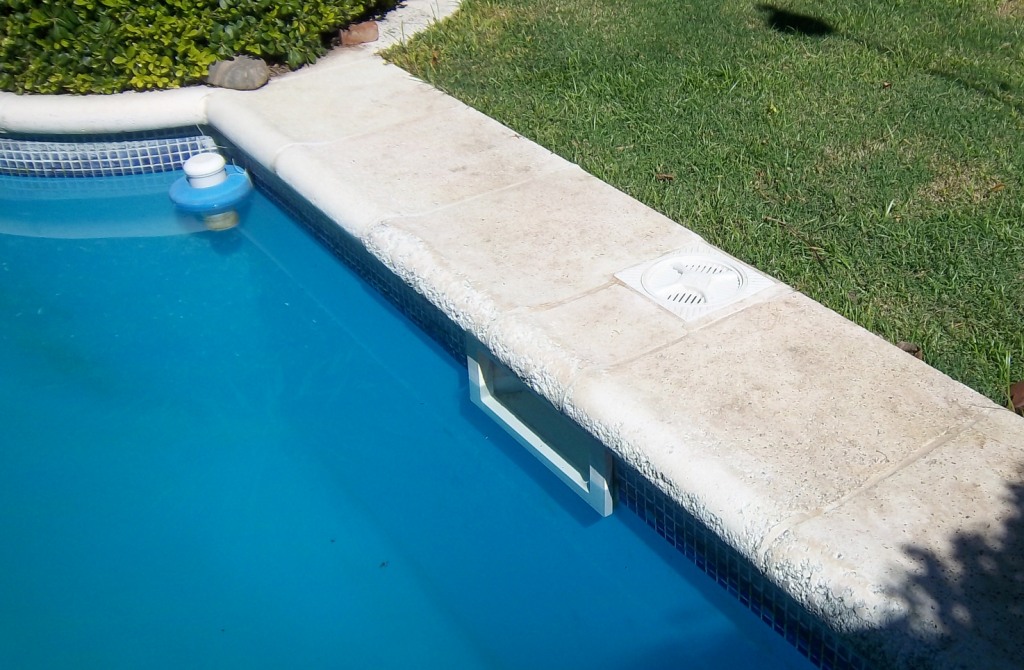 HIDRORUMIPAL PISCINAS MANTENIMIENTO DE PISCINA