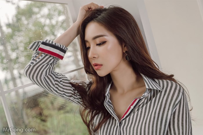 Model Park Da Hyun in fashion photo series in May 2017 (448 photos)