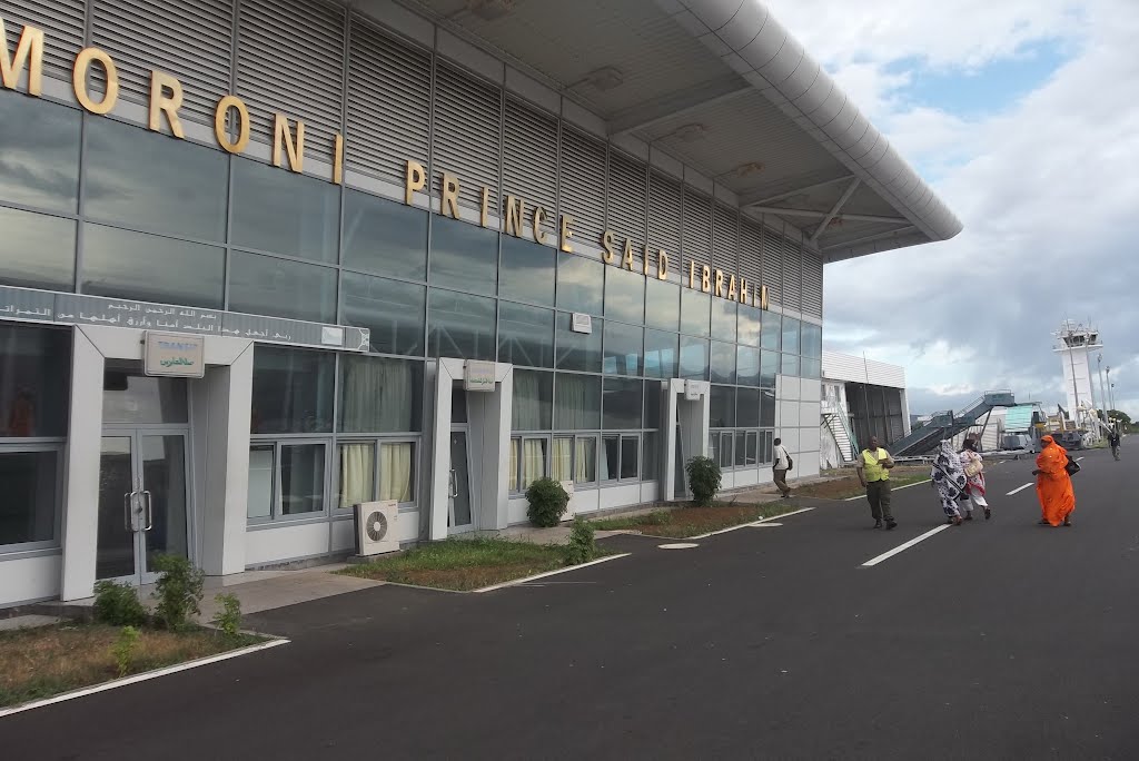 Extension de l'aéroport de HAHAYA quelle solution pour le gouvernement