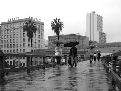 passarela da Estação Rodoviária de Porto Alegre