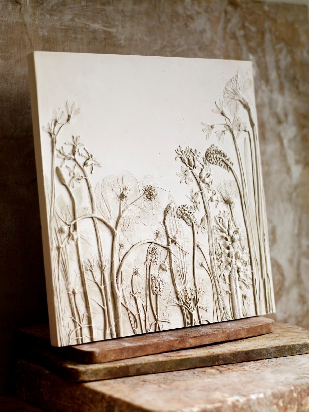 How to make botanical plaster cast tiles with flowers