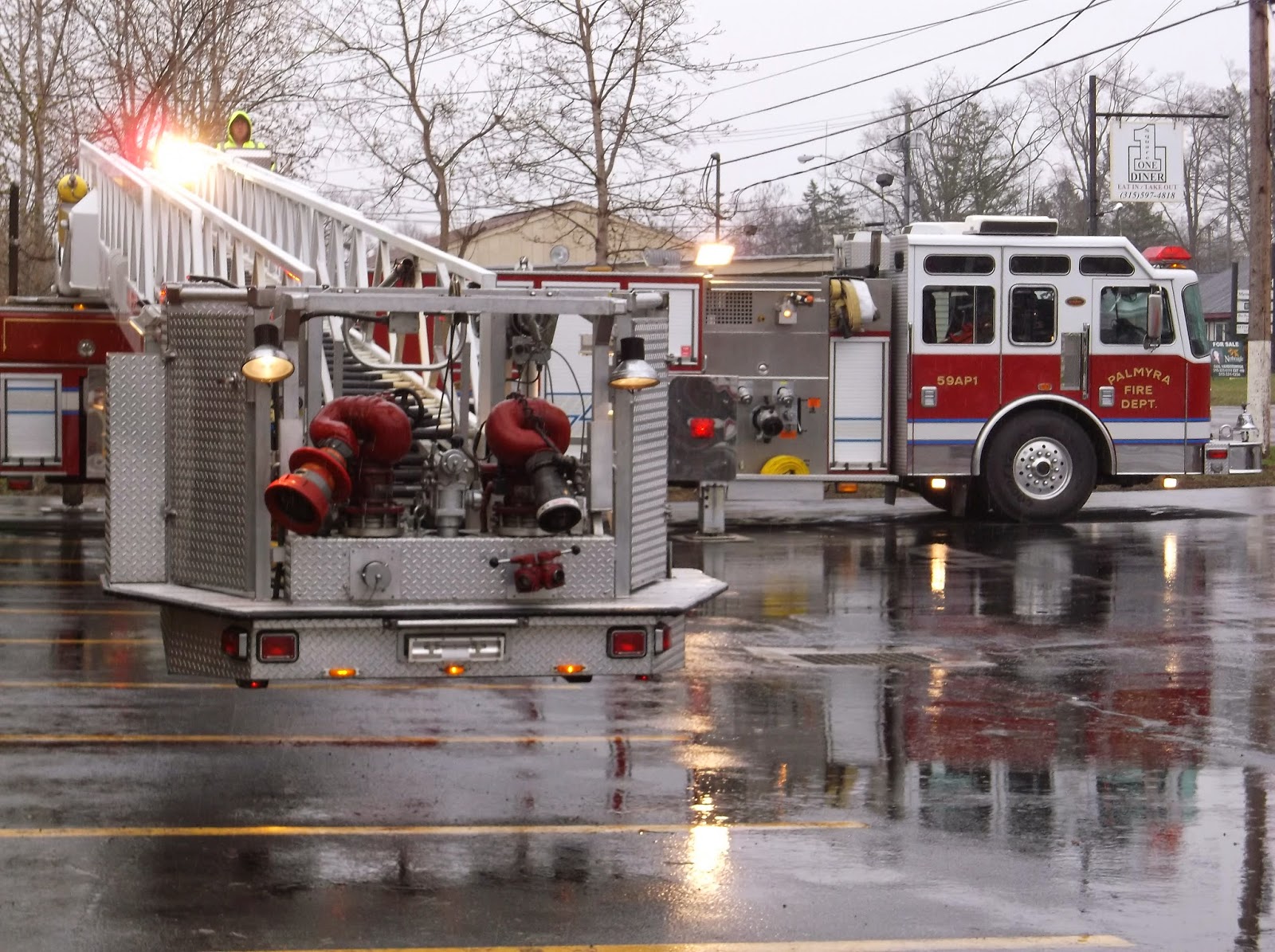 New York State of Mind: PALMYRA FIRE TRUCK TRIES TO GET ME!!
