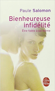 le fait de vivre en couple implique-t-il l'exclusivité sexuelle, de dormir nu avec l'autre,  l'amour est-il monogame, tout engagement est-il synonyme d'aliénation ? Il en ressort une vision dynamique et inédite, loin des préjugés et de la culpabilité, qui met l'accent sur la liberté, l'attachement, le partage et la quête de soi.