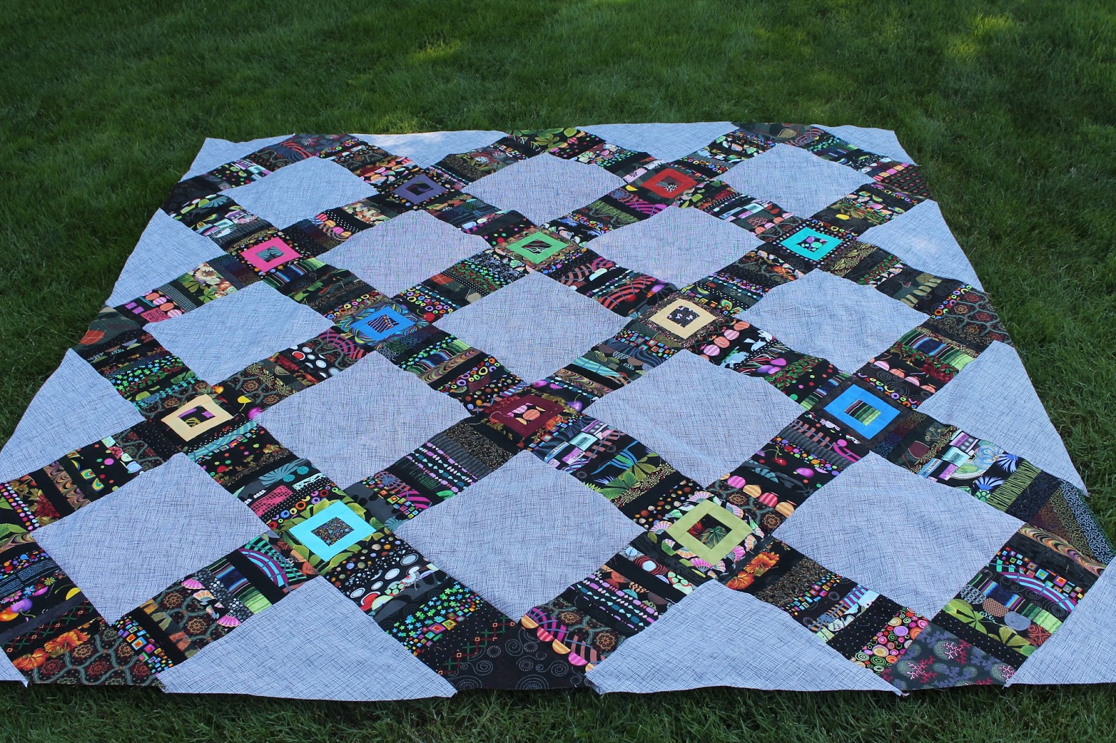 Quilting is more fun than Housework...: It's a Flimsy!