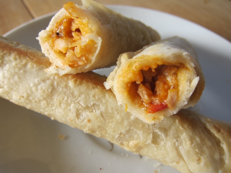 Frozen Friday El Monterey Chicken & Cheese Flour Taquitos