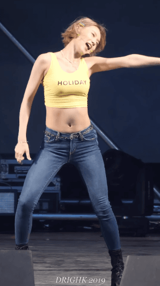 홀리데이 새벽 21gif