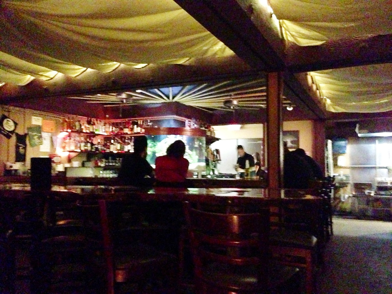 GREAT EATS HAWAII TRES LOUNGE KAPAA, KAUAI