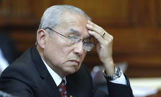 Pedro Chávarry El exprocurador anticorrupción Ronald Gamarra consideró que sí se puede abrir una investigación al fiscal de la Nación, Pedro Chávarry