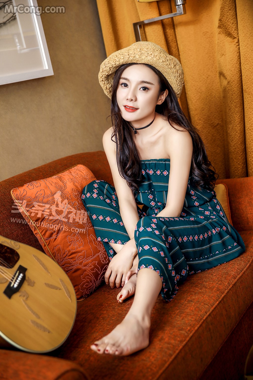 TouTiao 2017-06-12: Maggie Model (26 photos)