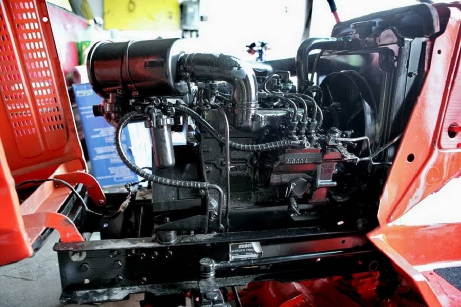 Kubota 3 Cyl Gas Engine